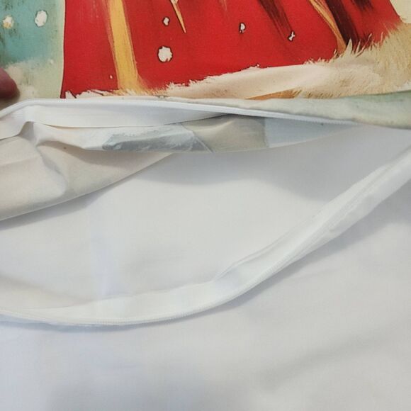 Vintage Christmas Pillow Covers 4 Set Retro Holiday Scene Artwork Decorative New - Picture 7 of 9